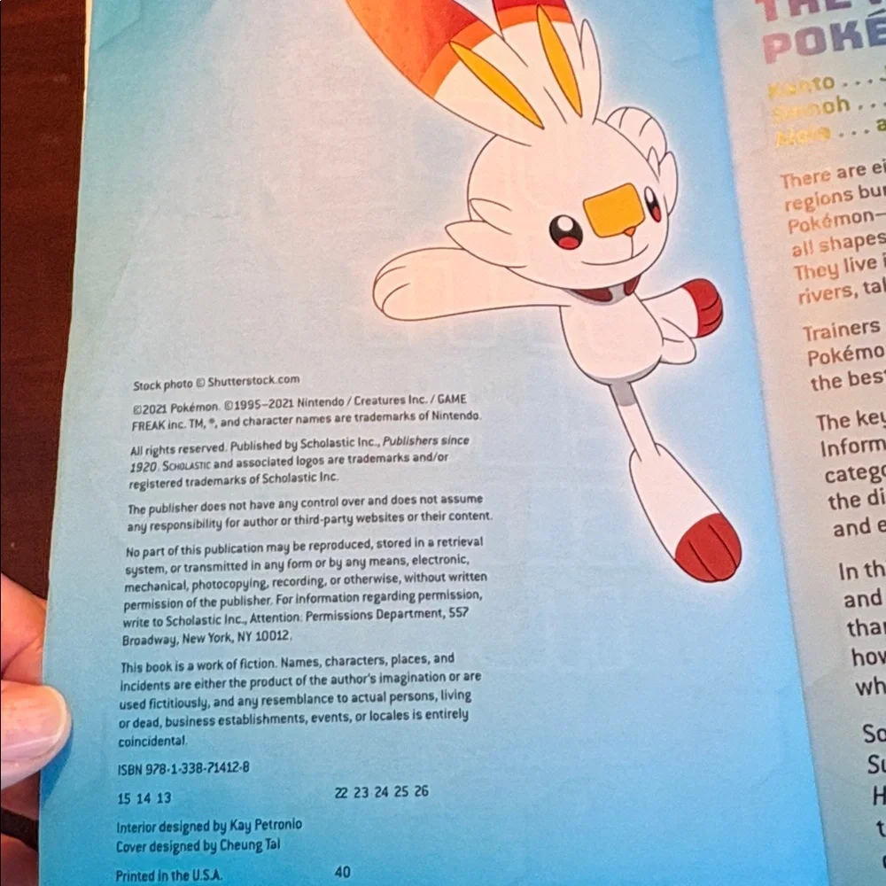 Scholastic Pokémon Handbook and Minecraft Master Builder Handbook, Paperback